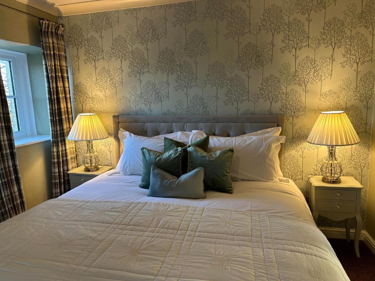 Burford Lodge Hotel - Adults Only Exteriör bild