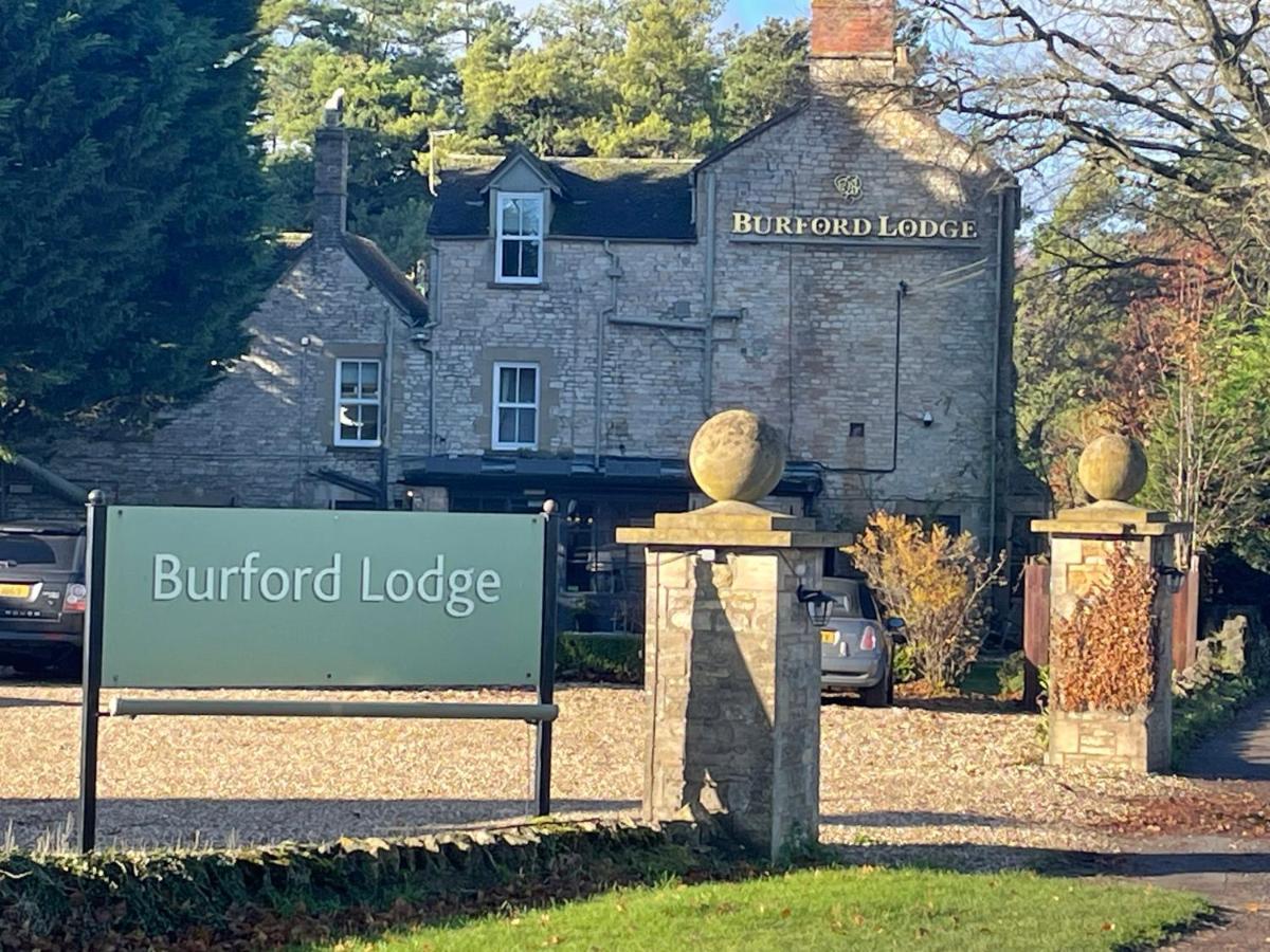 Burford Lodge Hotel - Adults Only Exteriör bild